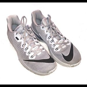 Men’s Nike Airmax Infuriate II. Size 10.